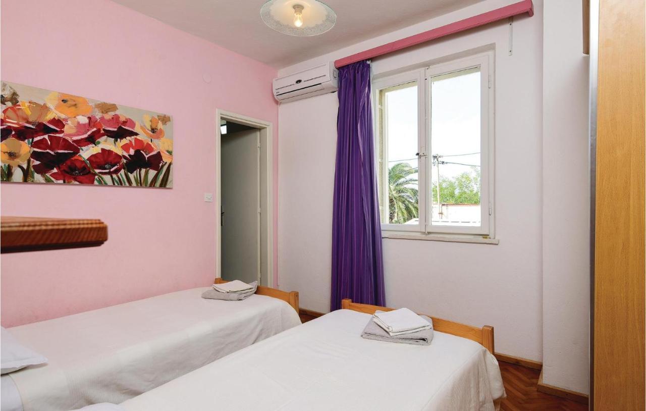 4 Bedroom Lovely Home In Žuljana 외부 사진