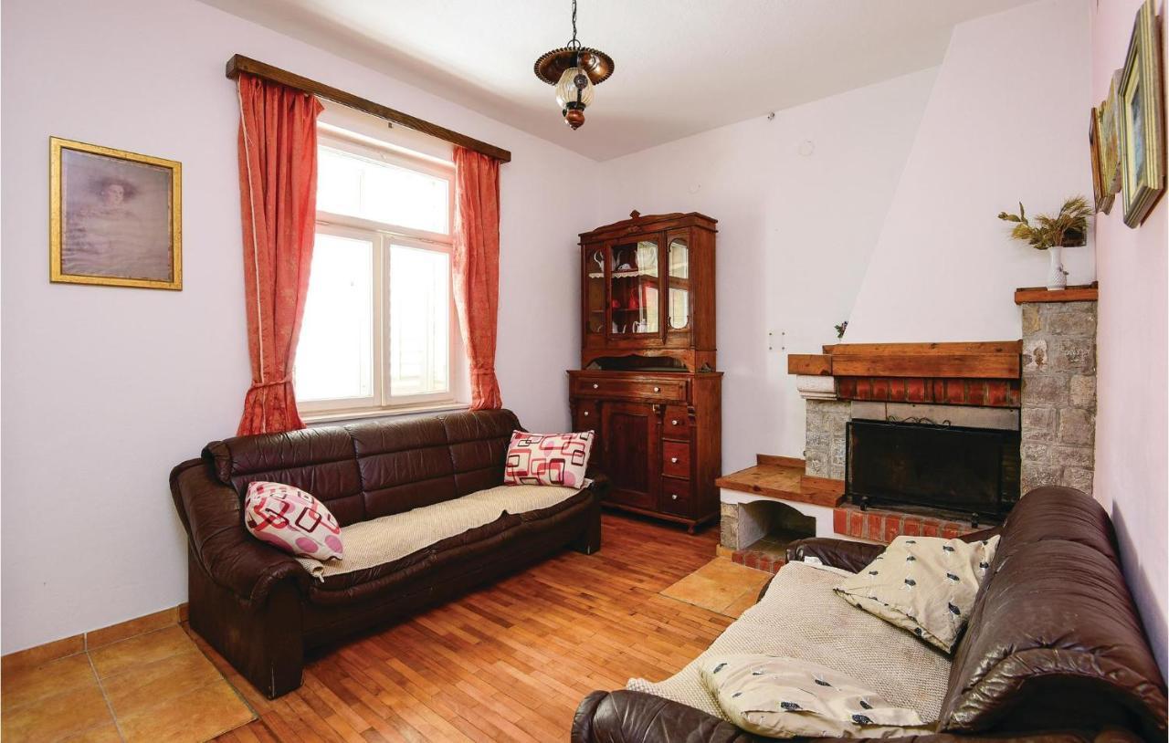 4 Bedroom Lovely Home In Žuljana 외부 사진