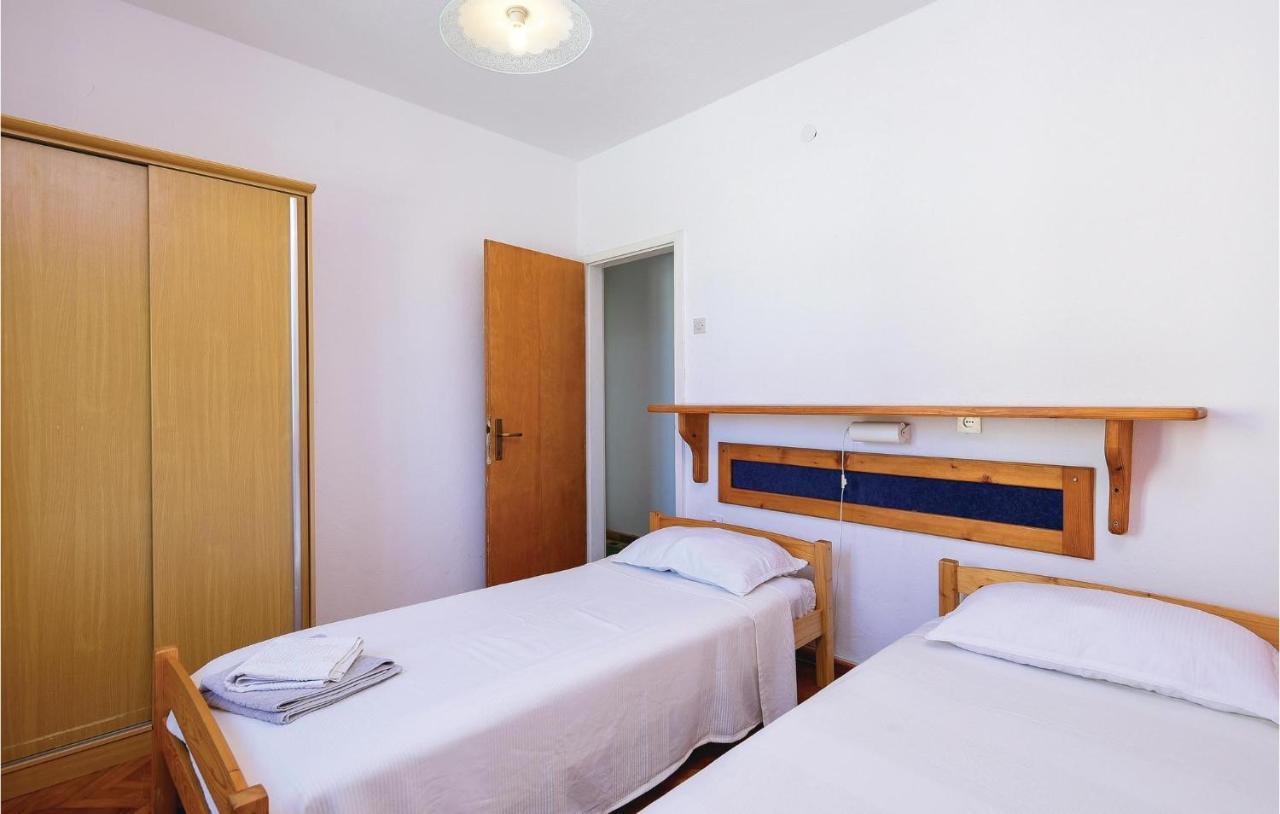 4 Bedroom Lovely Home In Žuljana 외부 사진
